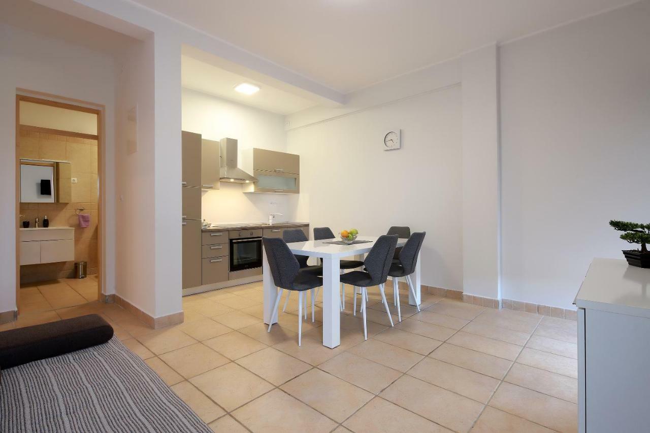 Apartments Galboka Nerezine Extérieur photo