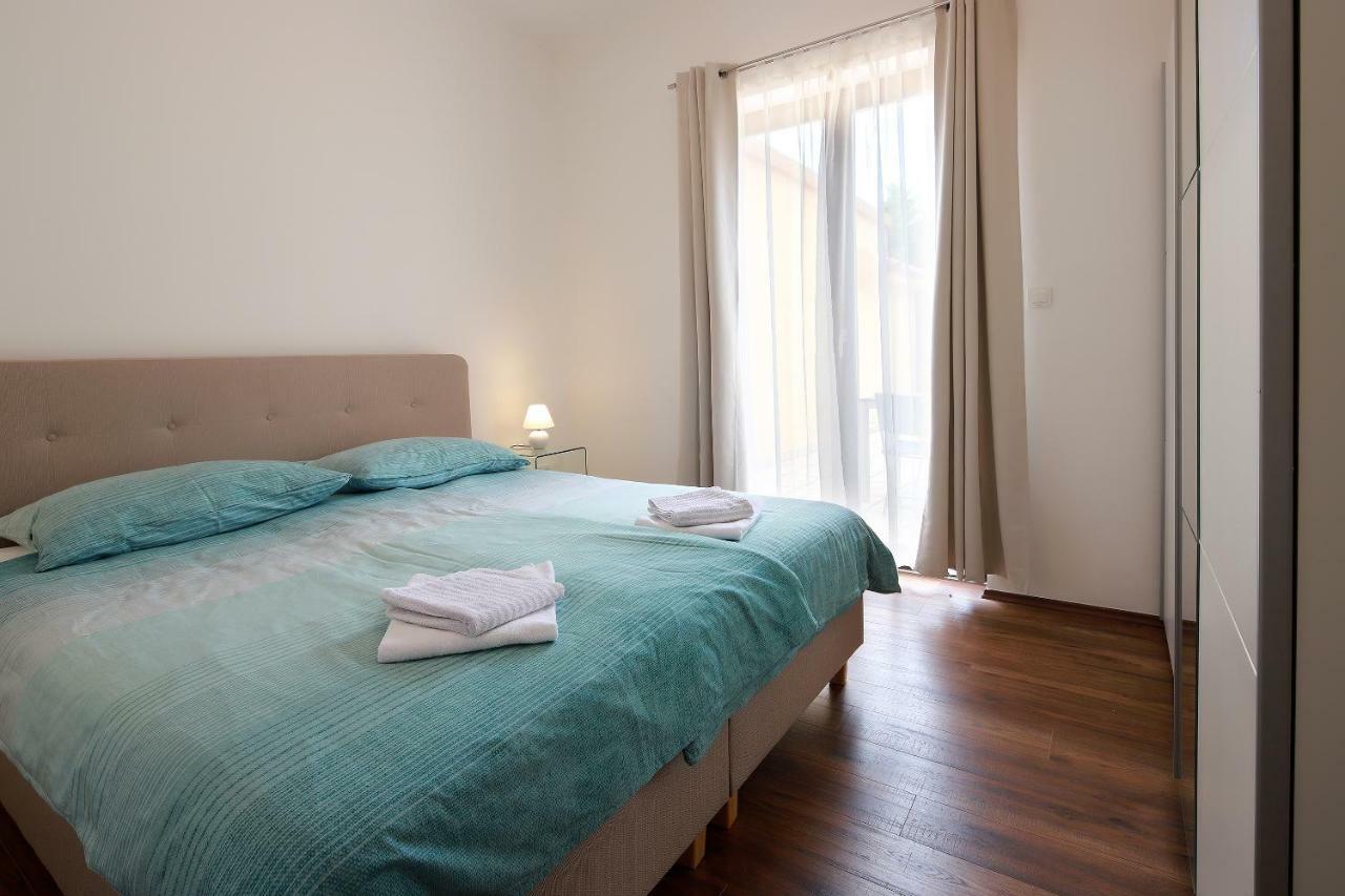 Apartments Galboka Nerezine Extérieur photo