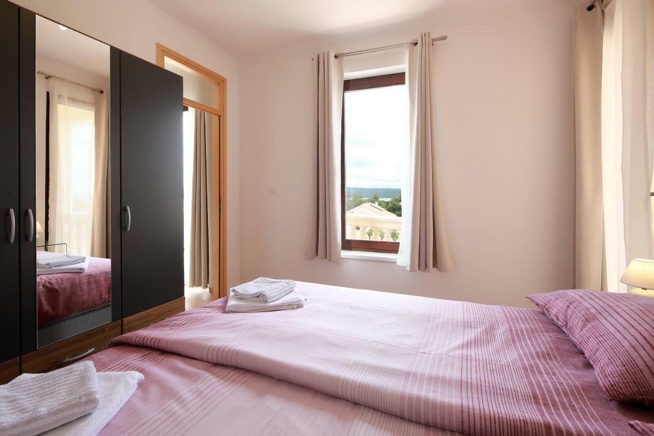 Apartments Galboka Nerezine Extérieur photo