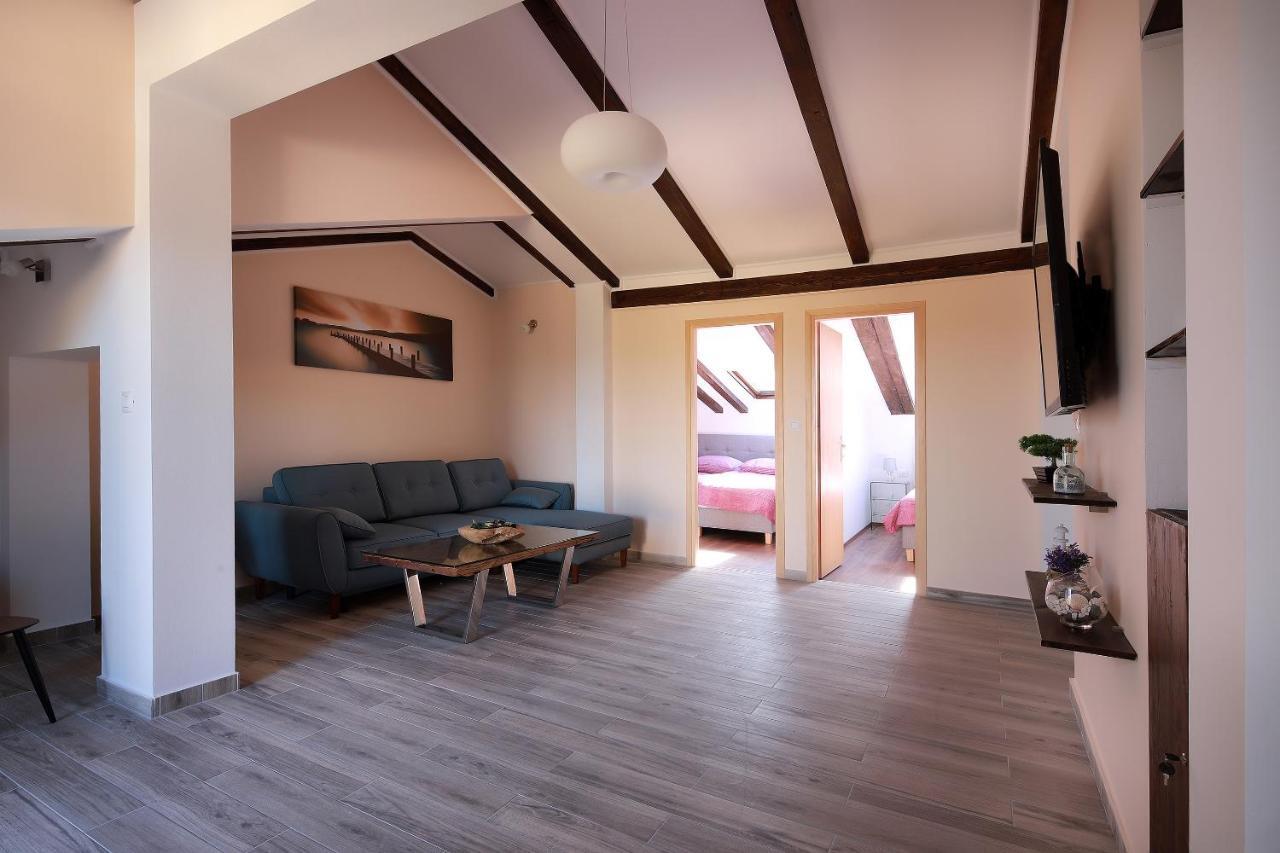Apartments Galboka Nerezine Extérieur photo